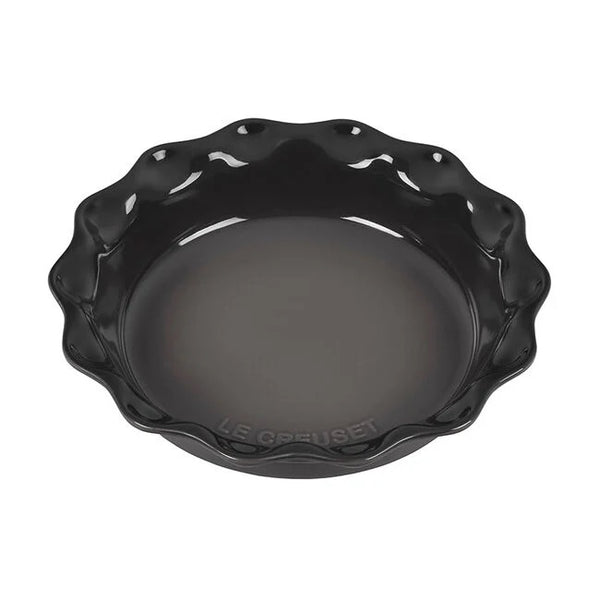 Le Creuset Stoneware Heritage Fluted 9" Pie Dish - Oyster