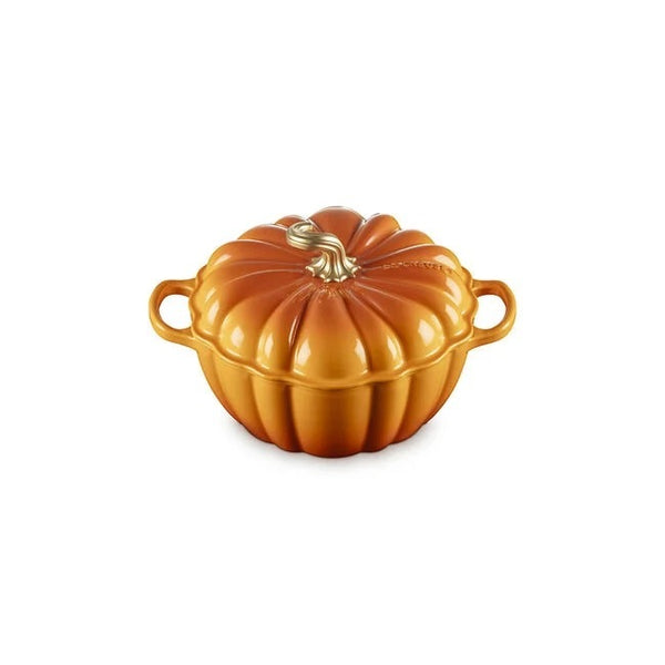 Le Creuset Signature Cast Iron 4qt Pumpkin Cocotte Oven - Persimmon with Gold Knob