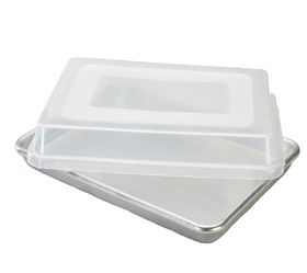 Nordic Ware Naturals Baker's Half Sheet Pan W/ Lid