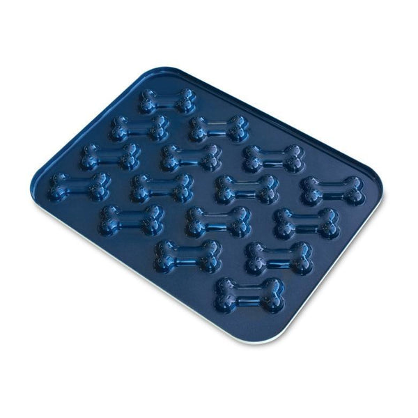 Nordic Ware Formed Treat Pan - Puppy Love