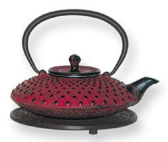 TEAPOT CAST IRON RED W/TRIVET