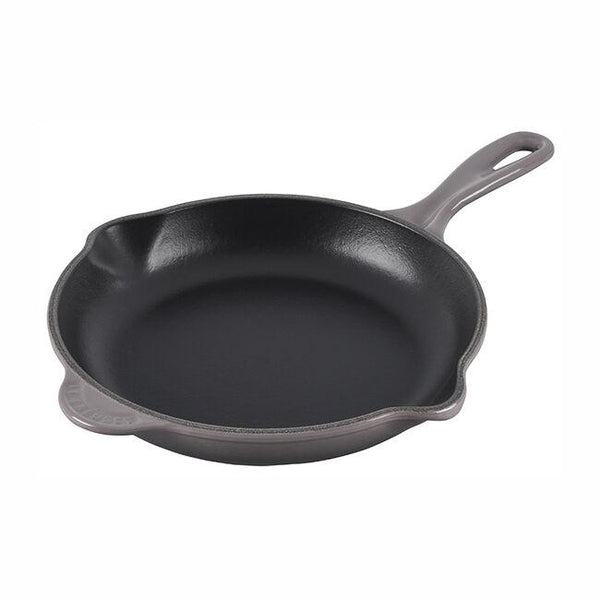 Le Creuset 9" Classic Oyster Skillet